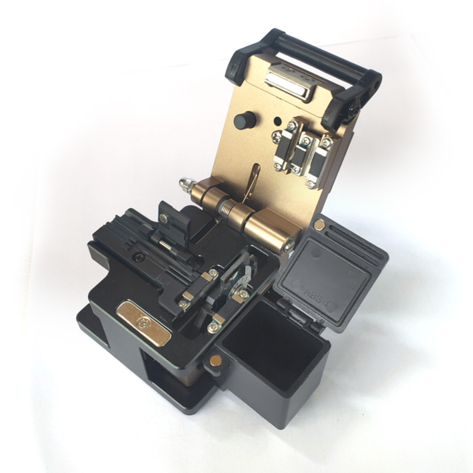High Precision Cleaver C109